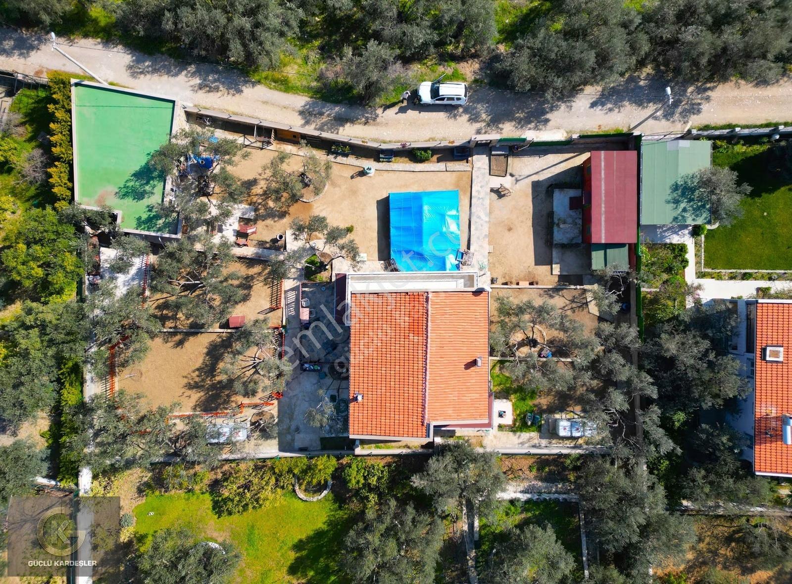 Güçlü Kardeşler 1350m2 Arsa İçerisinde Havuzlu 4+1 Çiftlik Evi - Görsel 23