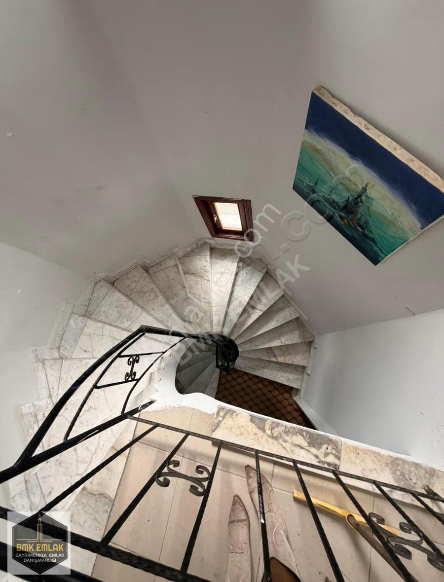 Bmkdan Antalya Alanya Avsallarda Satılık Tripleks Villa - Görsel 32