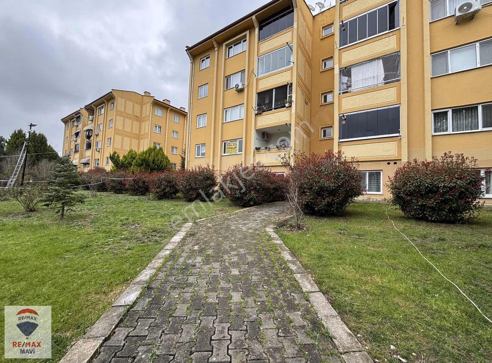 Remax Mavi Cansu Soy'dan Ayçiçeği Vadisinde Satılık 3+1