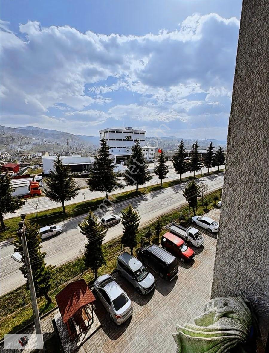 Karacaömer Uluçam Evlerinde 2+1 Asansörlü Satılık Daire - Görsel 2