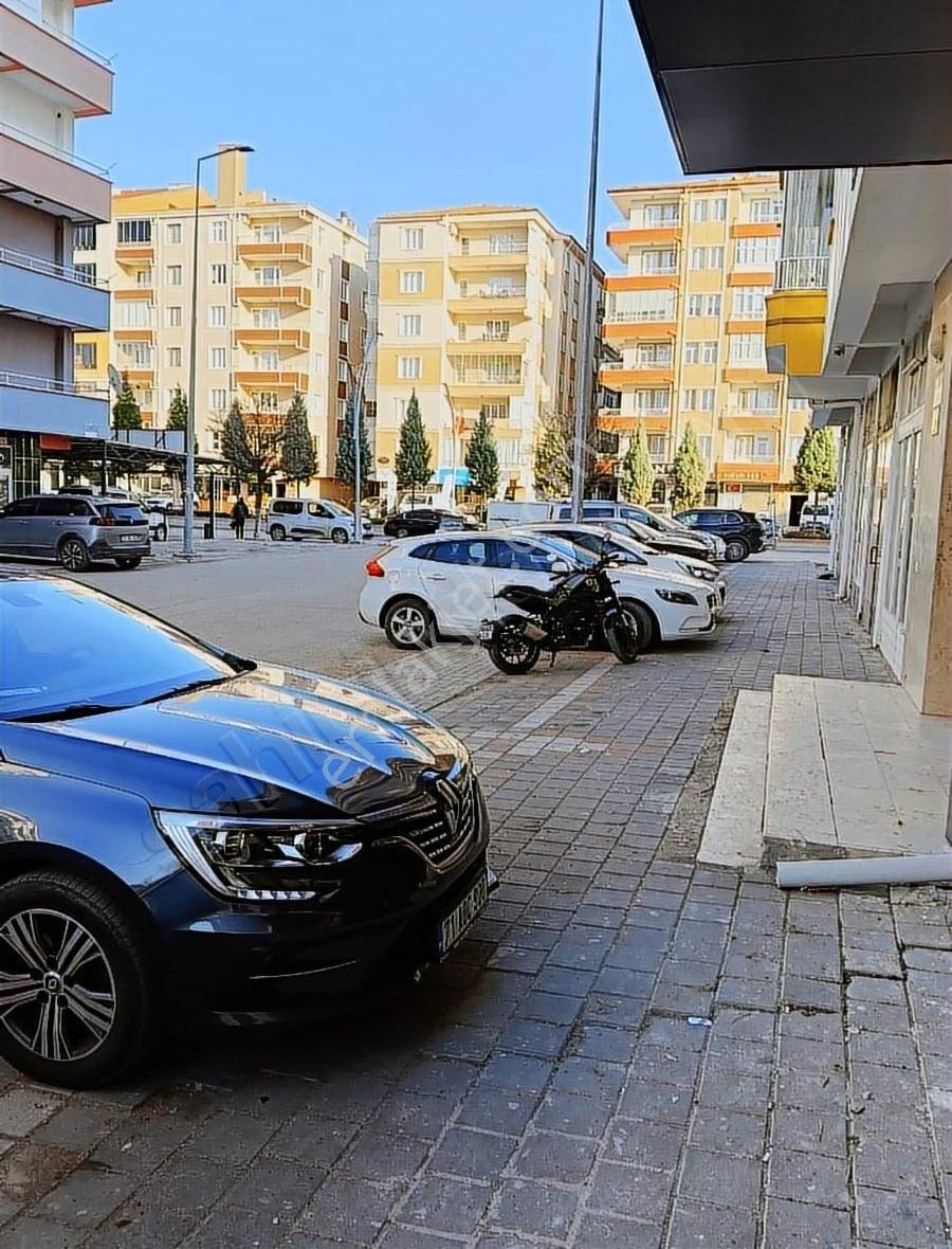 Yerkoyde Nato Yolunda Mukemmel Yazahane - Görsel 4