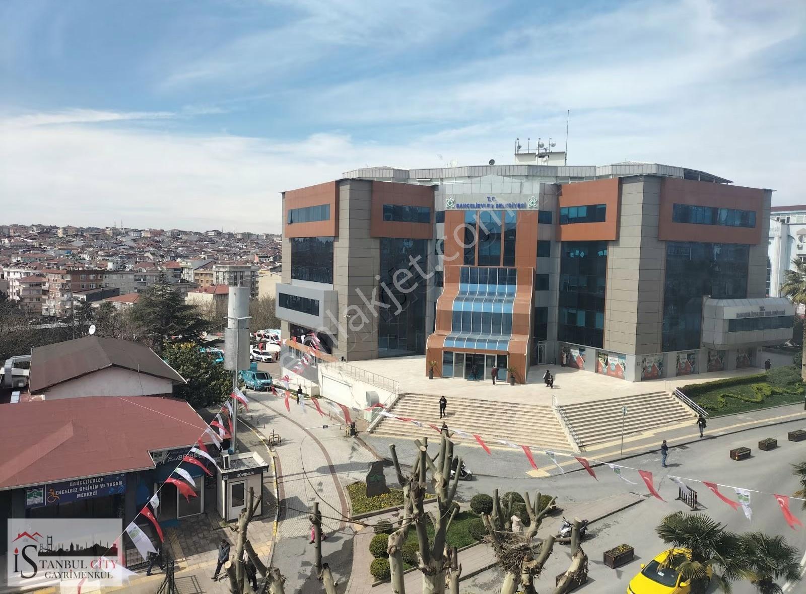 İstanbul City Den Satılık Belediyenin Karşısında Ofis - Görsel 6
