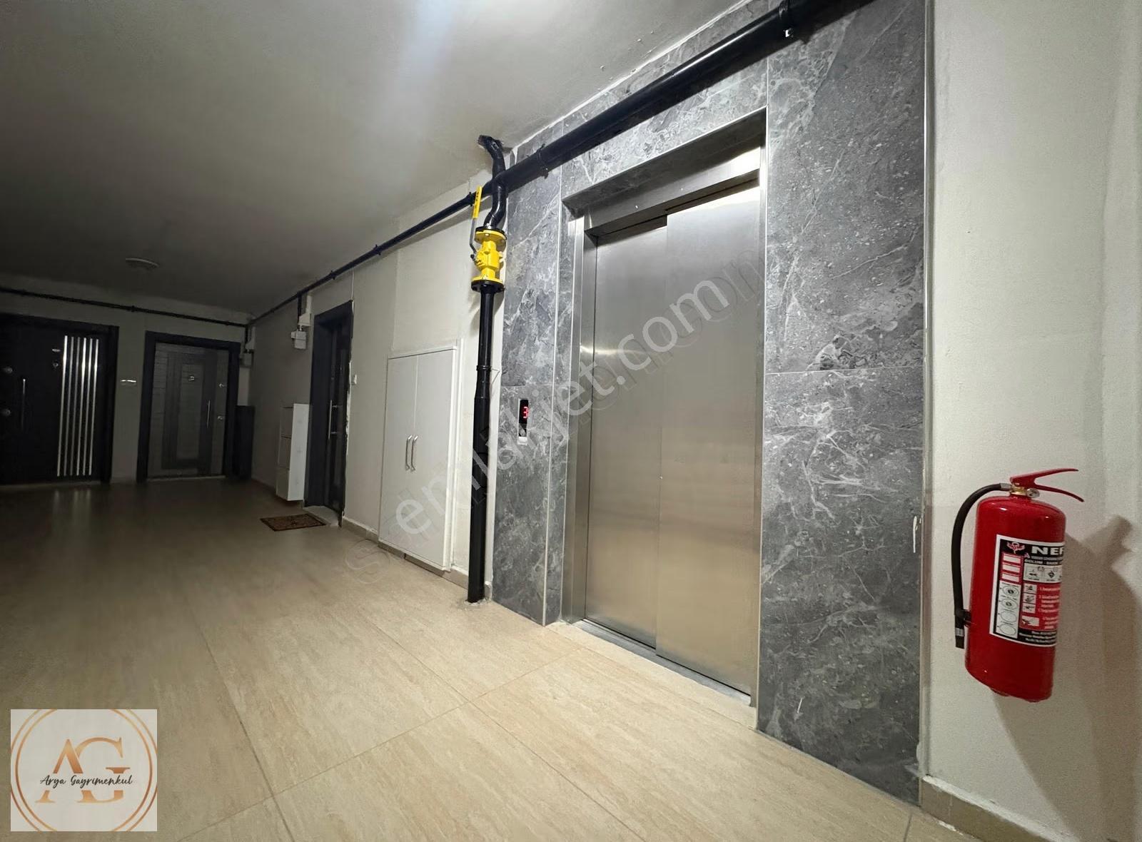 Arya'dan Doktorlar Sitesi Civarı 1+1 Arakat Satılık Daire - Görsel 2