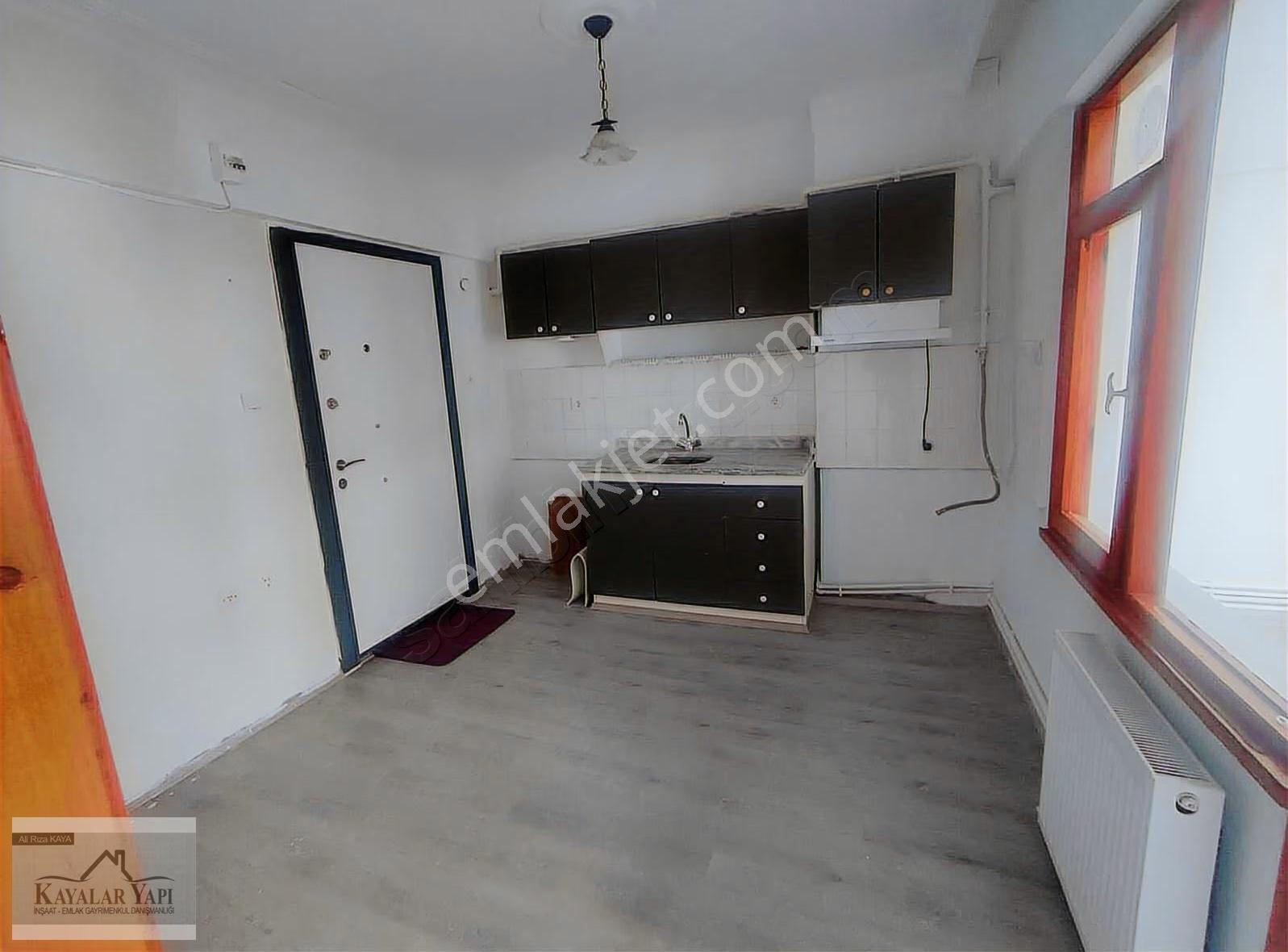 Esenköy Kanarya Da Satılık 1+1 Daire