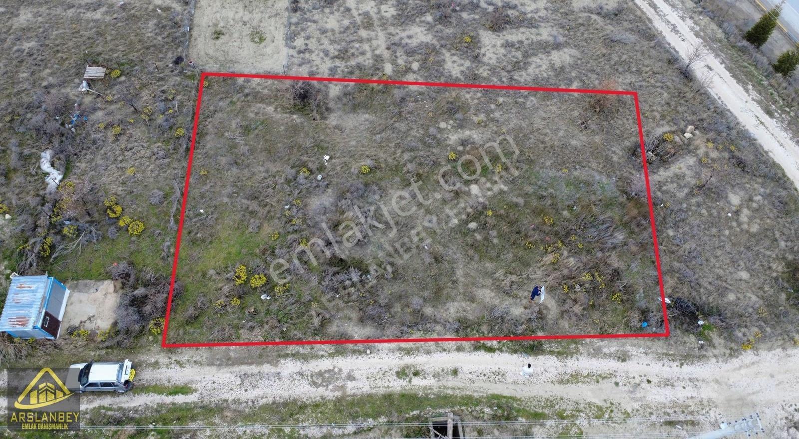Arslanbey Emlaktan Satılık Ticari & Konut İmarlı Arsa Fırsatı - Görsel 3