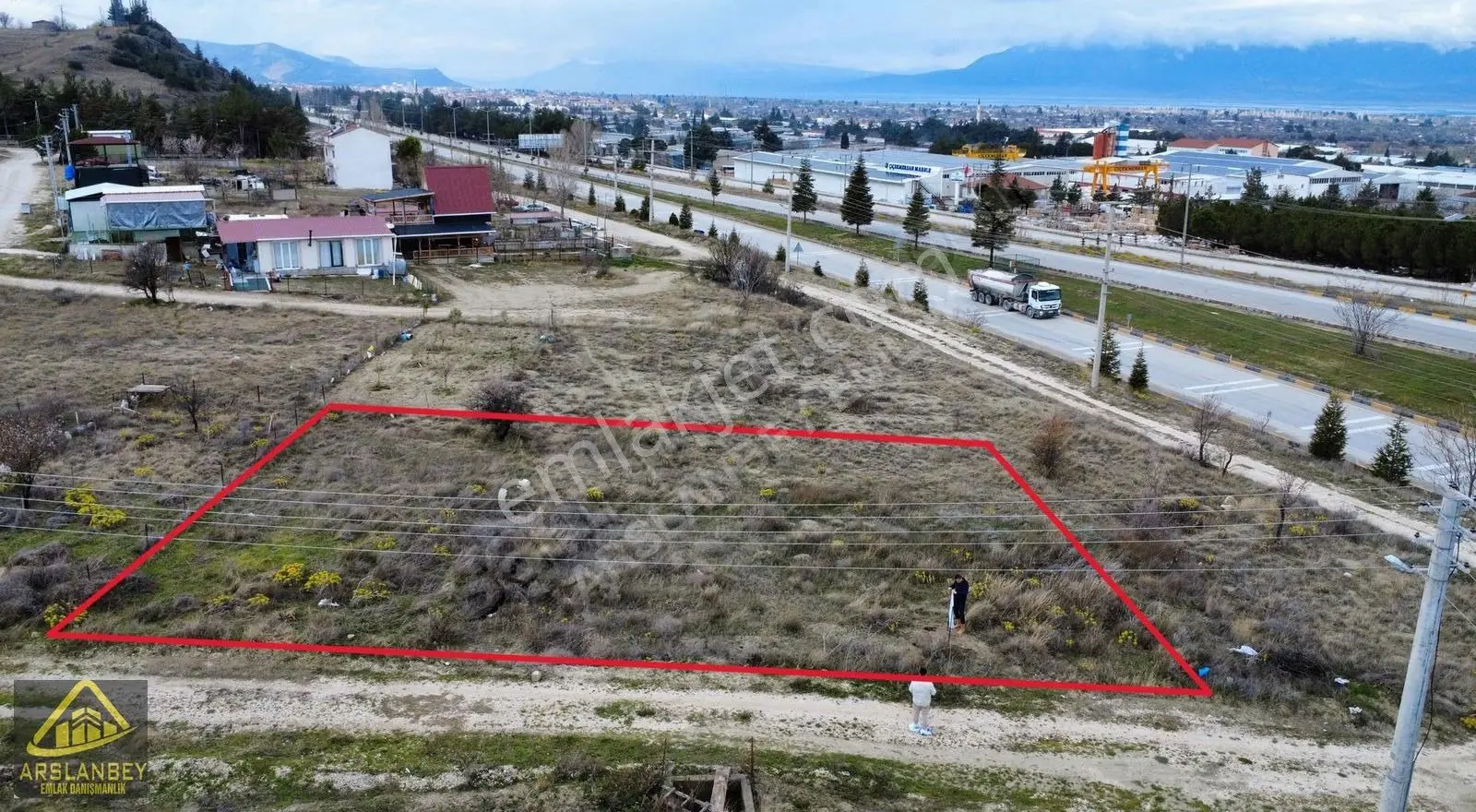 Arslanbey Emlaktan Satılık Ticari & Konut İmarlı Arsa Fırsatı