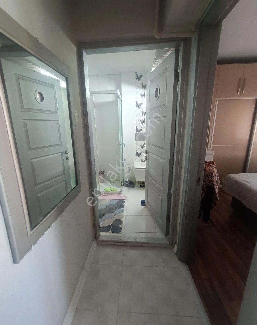 Güneşli Mahallesinde Asansörlü Ve Doğalgazlı Satılık Daire - Görsel 6