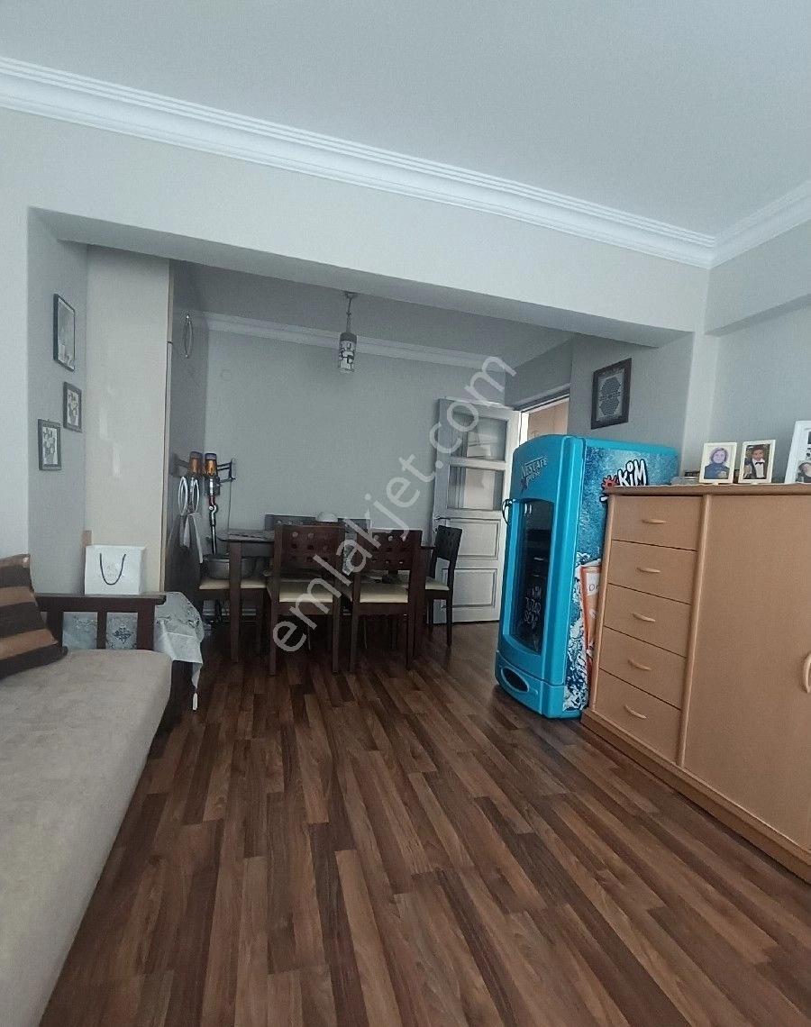 Güneşli Mahallesinde Asansörlü Ve Doğalgazlı Satılık Daire - Görsel 8