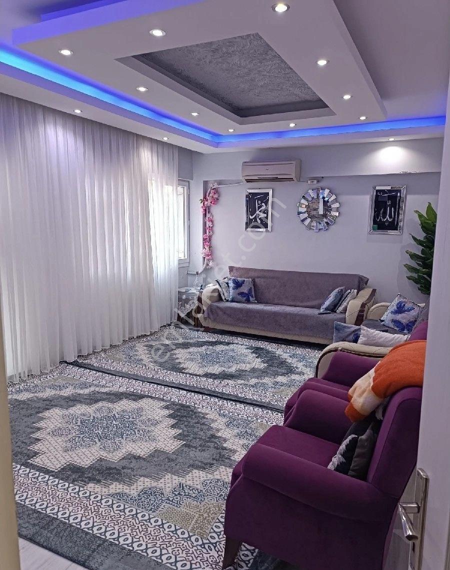Üçyol Caddeye Yakın Deresokağı Mevkiinde 3+1 Satılık Daire