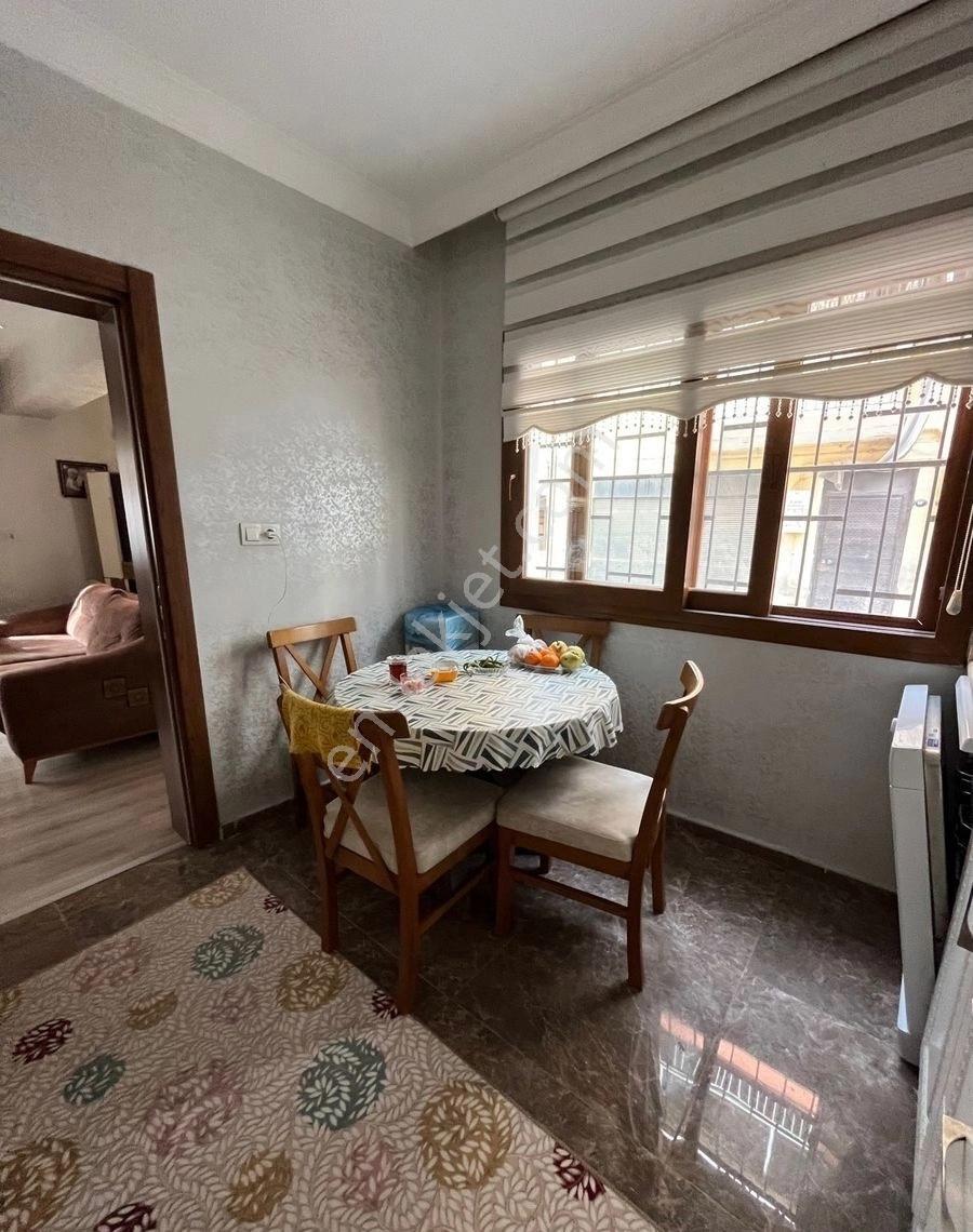 Bahçelievler’de 3 Katlı Komple Satılık Bina - Görsel 16