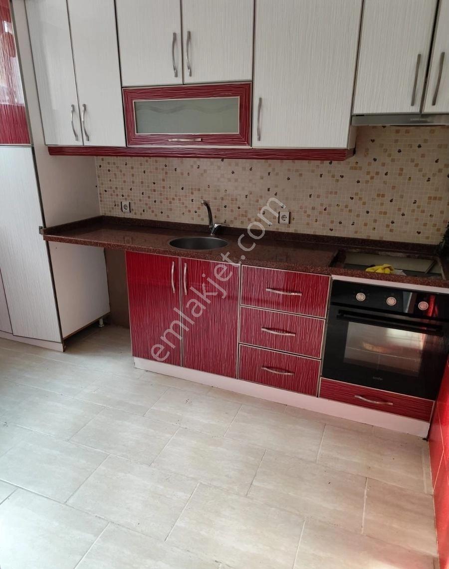 Gülyaka Mahallesinde Genç Binada 2+1 Satılık Daire - Görsel 4