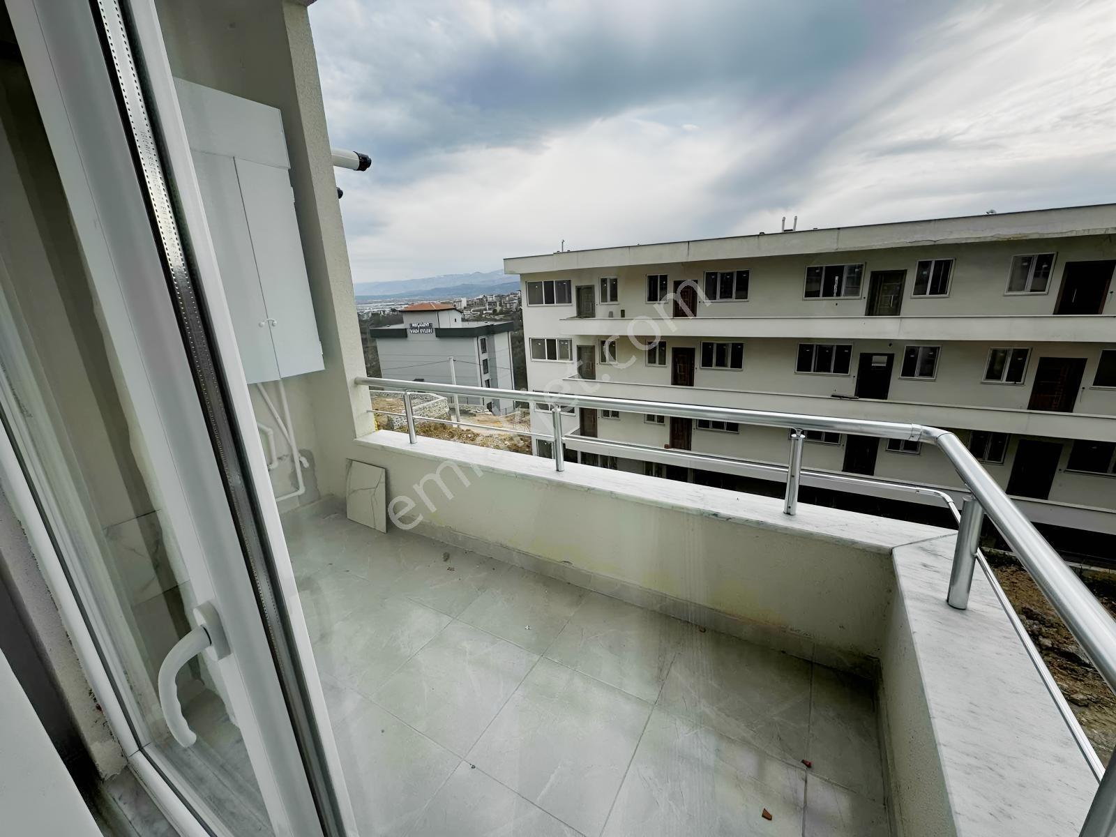 Remax Hür İlke Aydaş'tan Kemalpaşa'da Eşyalı Kiralık 2+1 Daire - Görsel 8