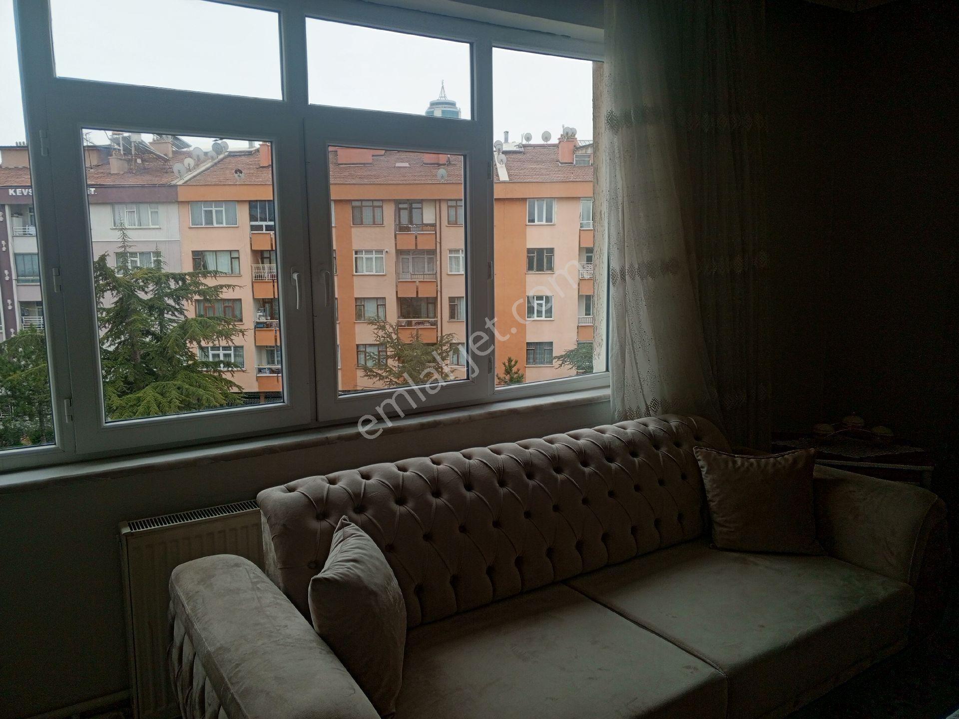 Konya Selçuklu Fatih Mah.165 M2 3+1 Temiz Bakımlı Msrafsız Satılık Daire - Görsel 18