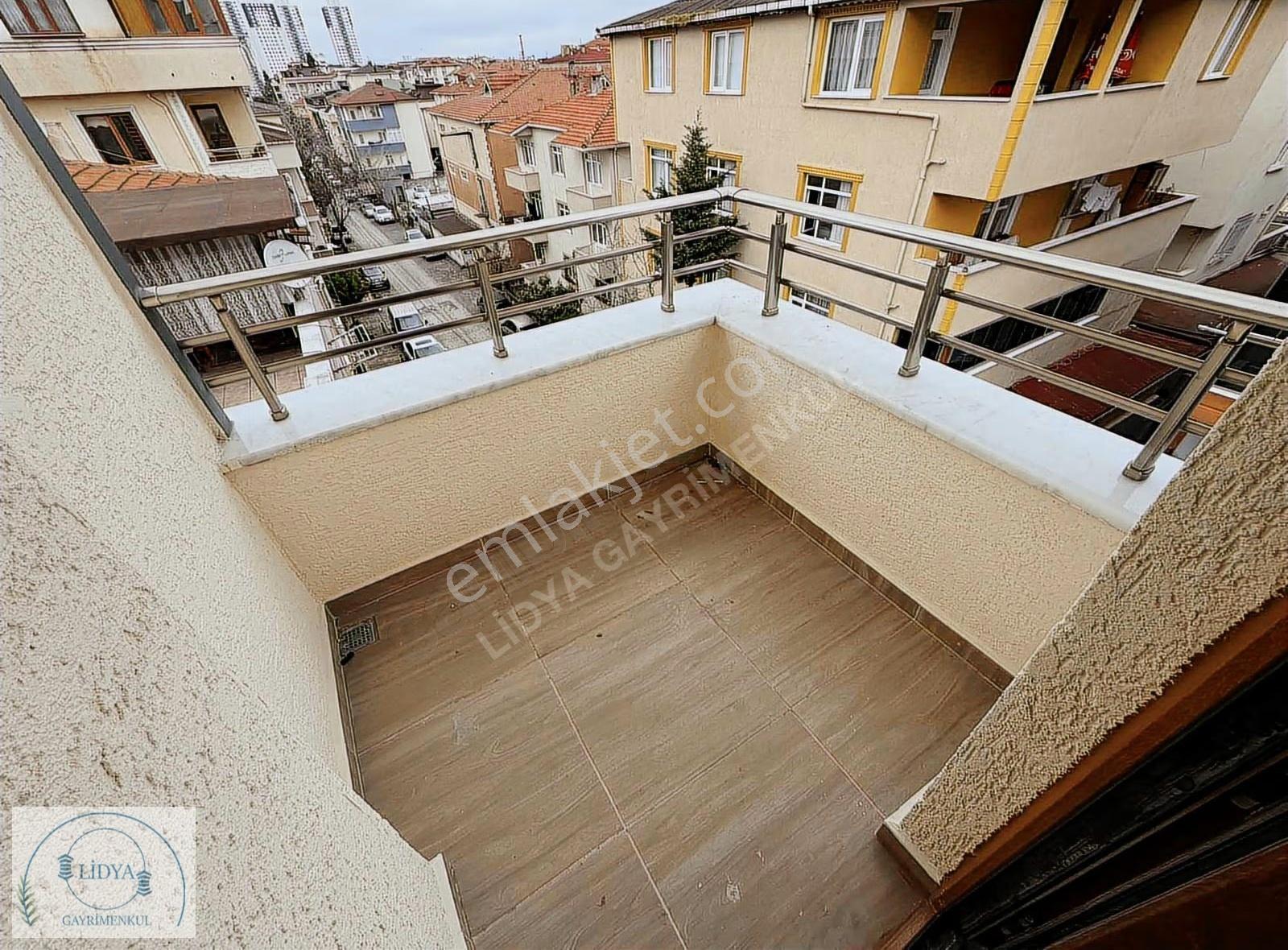 Kayışdağın'da Metroya Yakın, Sıfır 3+2 Dubleks Daire (otoparklı) - Görsel 20