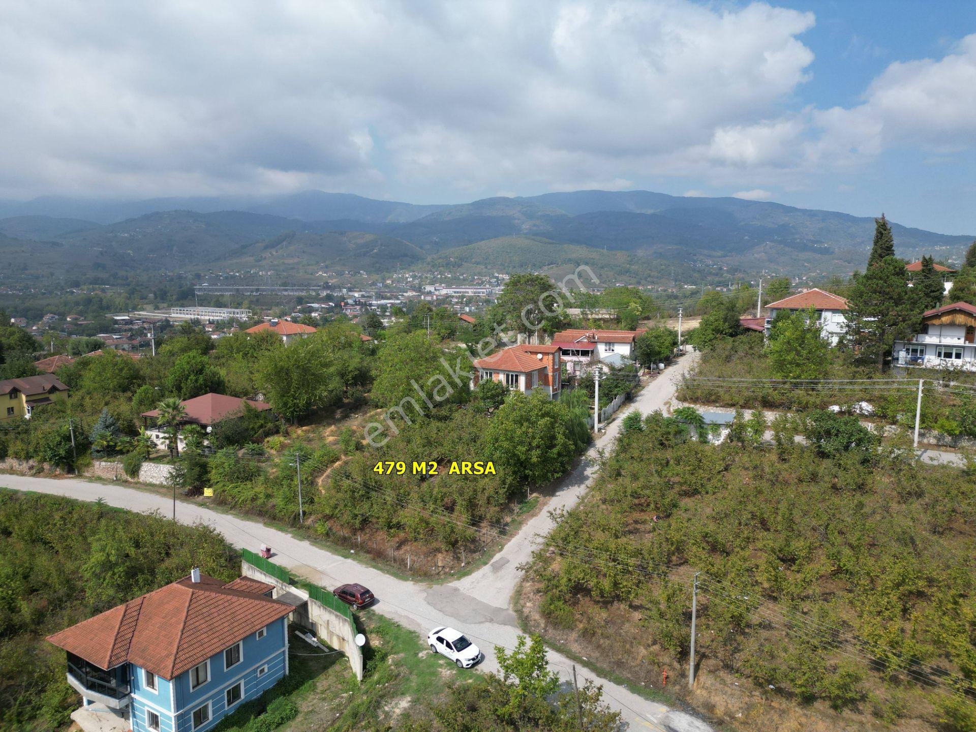 Konuralp'te 479 M2 Satılık Köşe Parsel