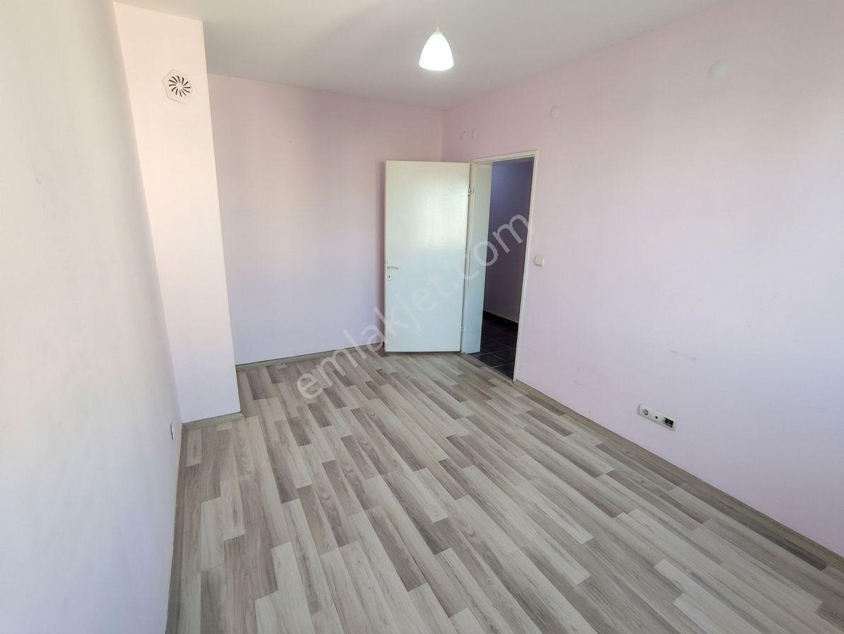 Kapaklı Yıldızkent Güneş Sitesi Kiralık 2+1 Daire Re/max Land - Görsel 25
