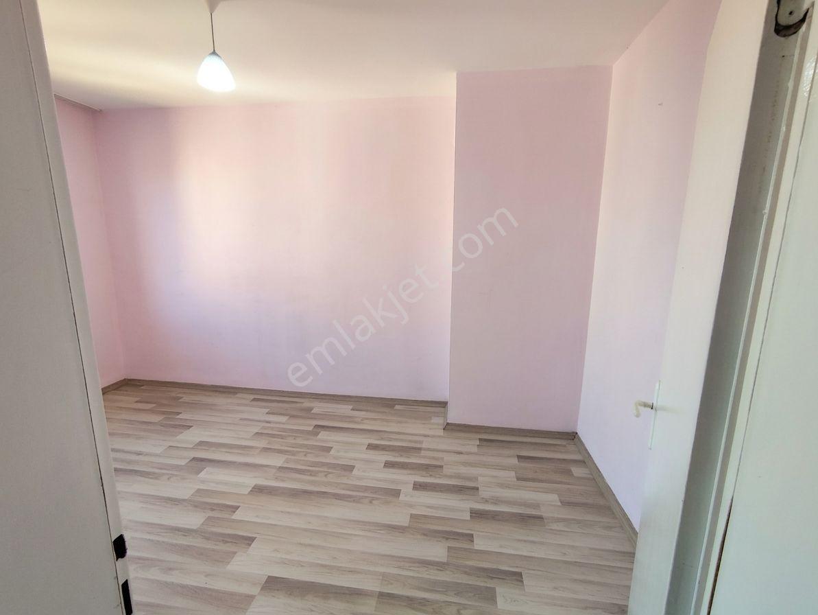 Kapaklı Yıldızkent Güneş Sitesi Kiralık 2+1 Daire Re/max Land - Görsel 6