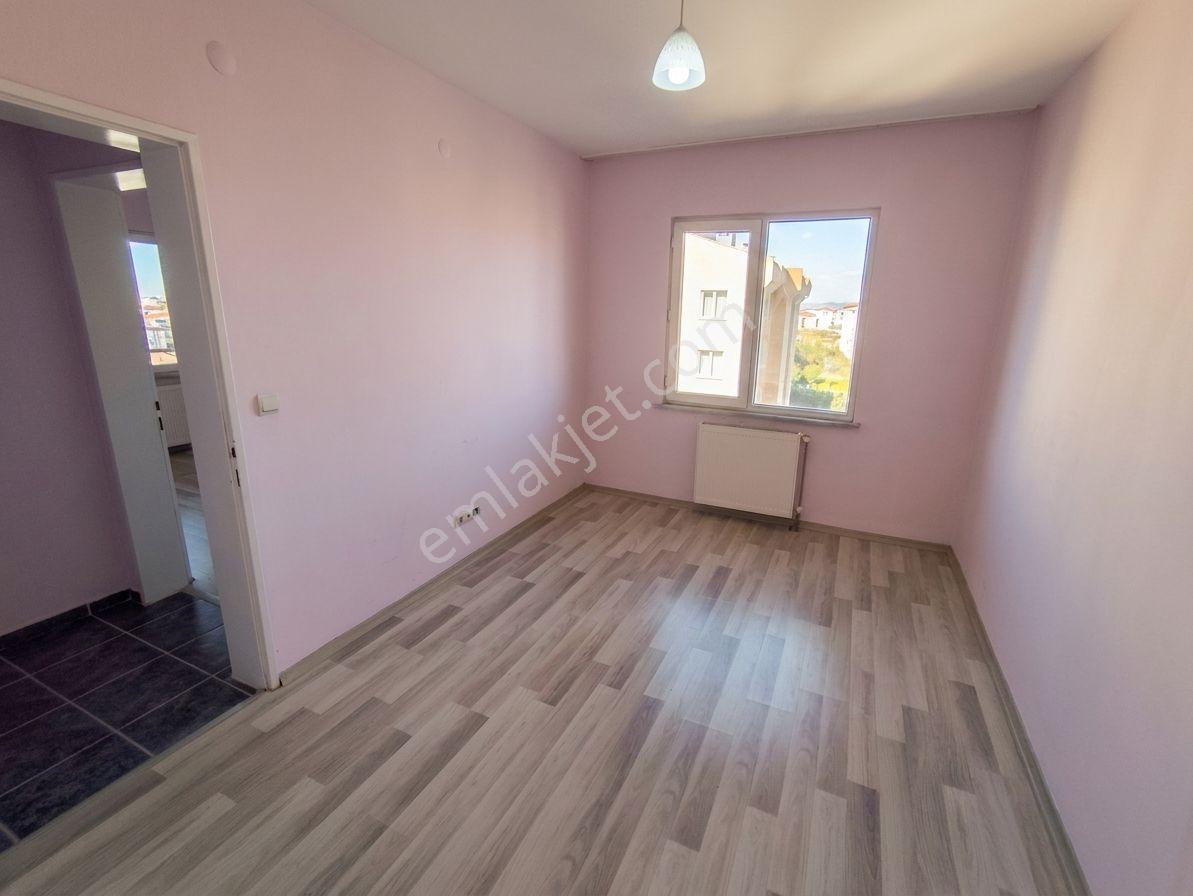 Kapaklı Yıldızkent Güneş Sitesi Kiralık 2+1 Daire Re/max Land - Görsel 21