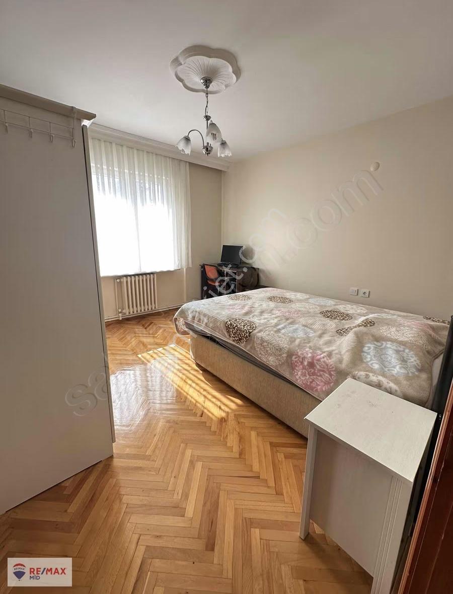 Remax Mid'den Atatürk Mahallesi Kiralık 2+1 Ara Kat Daire - Görsel 11