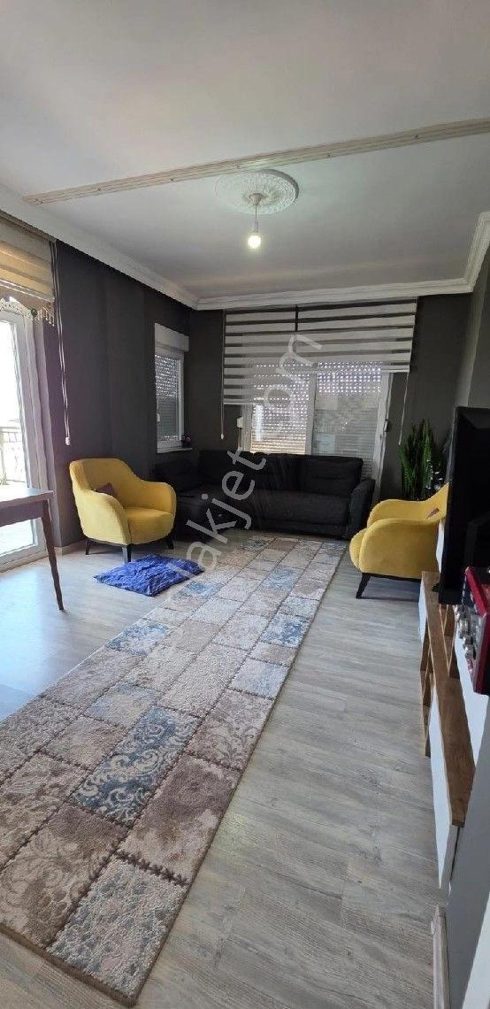 Habibler Mahallesi Tramvaya 700 Metre Eşyalı Satılık Daire - Görsel 2