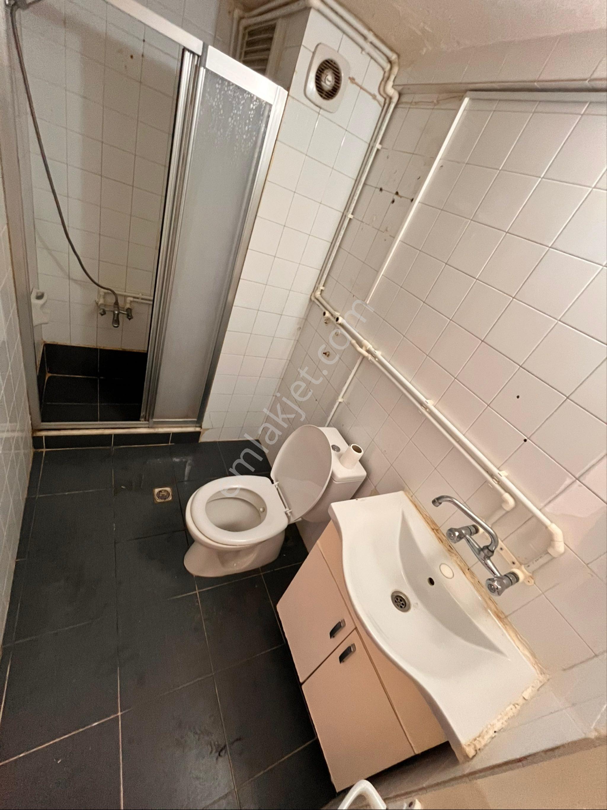 Üçyol Meydan Metro Yakınında 2+1 80m2 Temiz Arakat Daire - Görsel 24