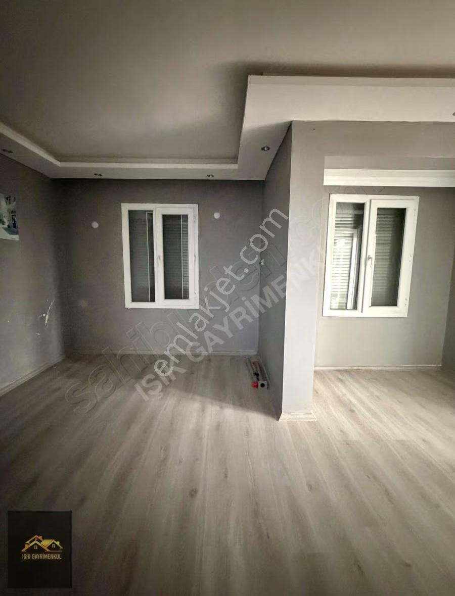 Soğucak Mevkiinde Deniz Manzaralı Havuzlu 4+1 Bakımlı Villa - Görsel 10