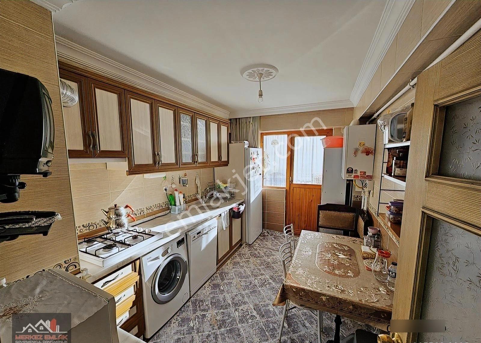 Bahçelerüstü Mah 6+1 Dublexs Ön Cephe 260 M2 İçi Yapılı - Görsel 18
