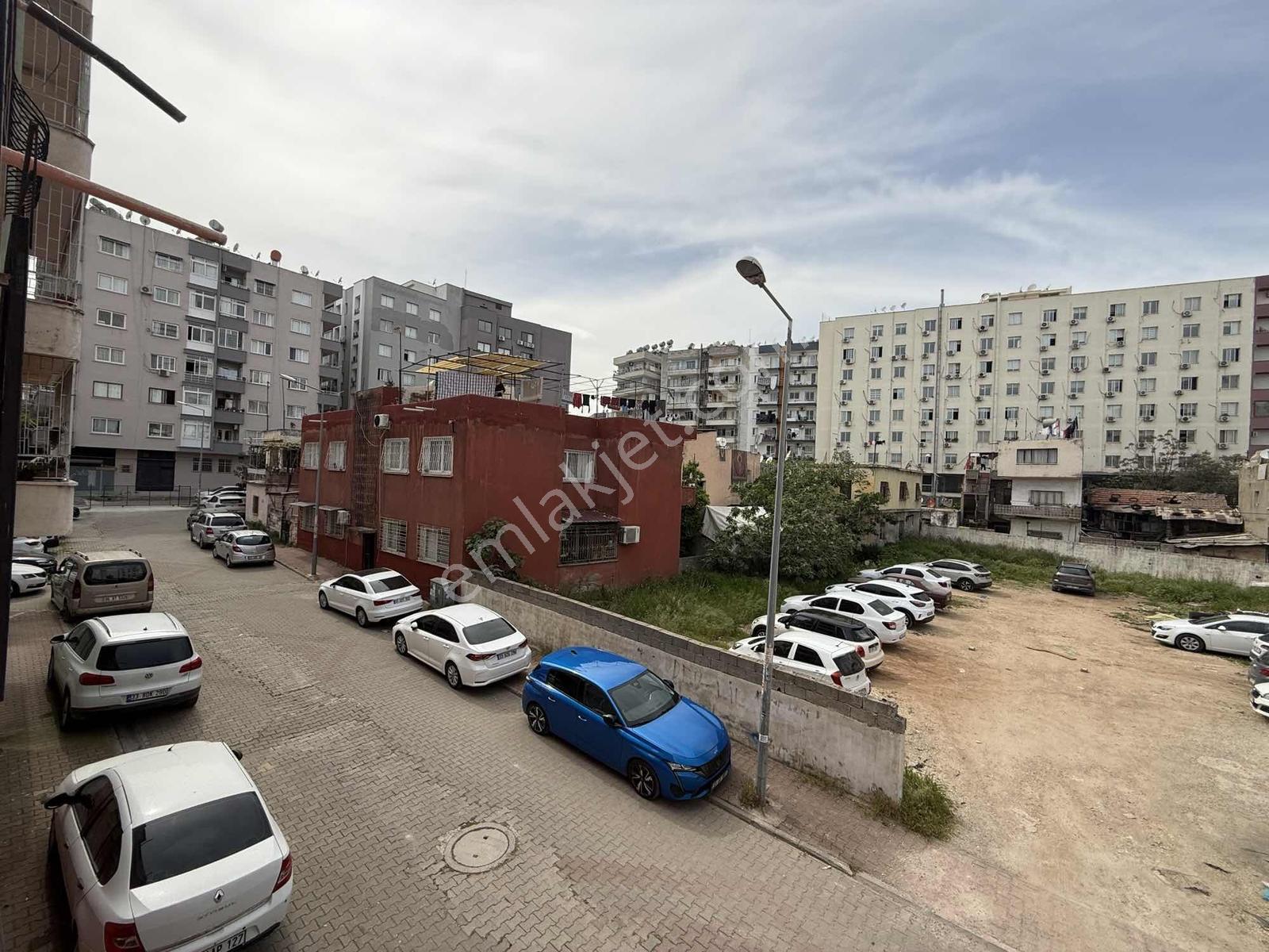 Çarşıda Adliyeye Yakın Kiralık 2+1 Müstakil 1.kat Daire - Görsel 2