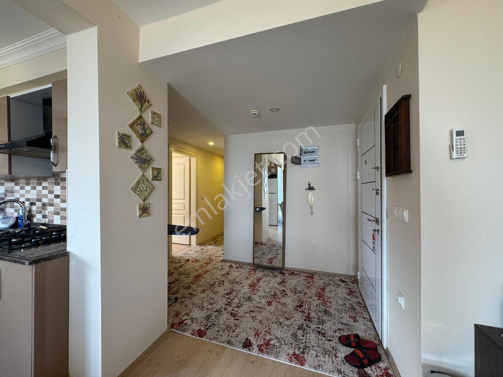 Akçaabat Mersin De Deniz Manzaralı Satılık Eşyalı Daire - Görsel 16