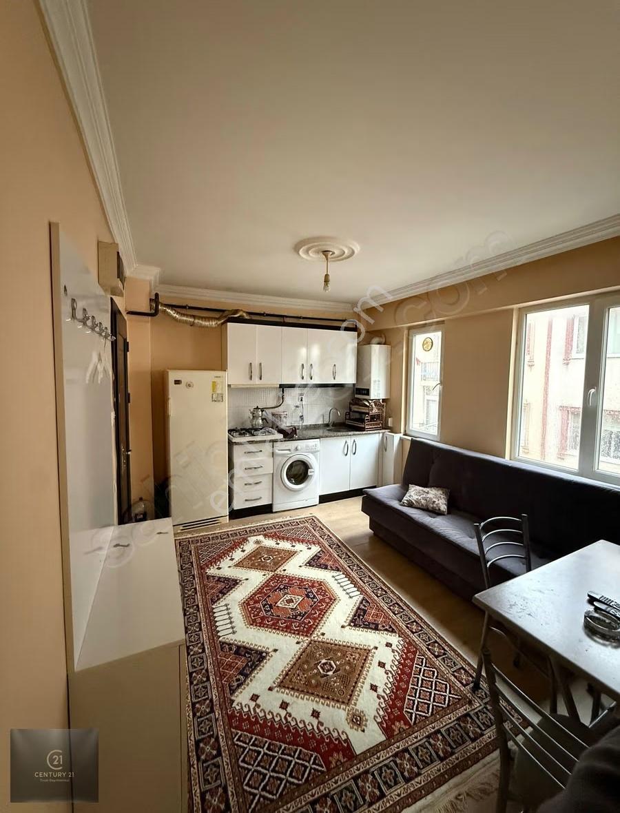 Paşabayırda Çarşıya Yakın, Eşyalı 1+1 Kiralık Daire