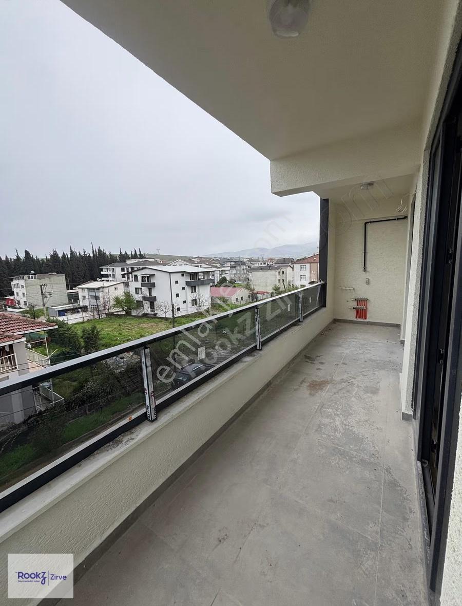 Yalova Çiftlikköyde Mükemmel Konumda Ara Kat 2+1 Daire - Görsel 12