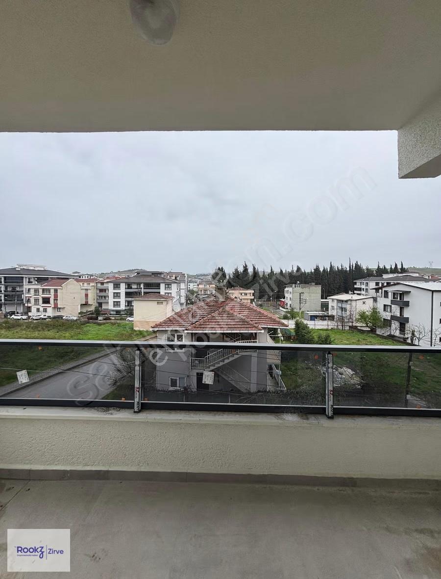 Yalova Çiftlikköyde Mükemmel Konumda Ara Kat 2+1 Daire - Görsel 3