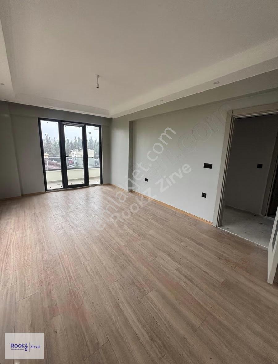 Yalova Çiftlikköyde Mükemmel Konumda Ara Kat 2+1 Daire - Görsel 5