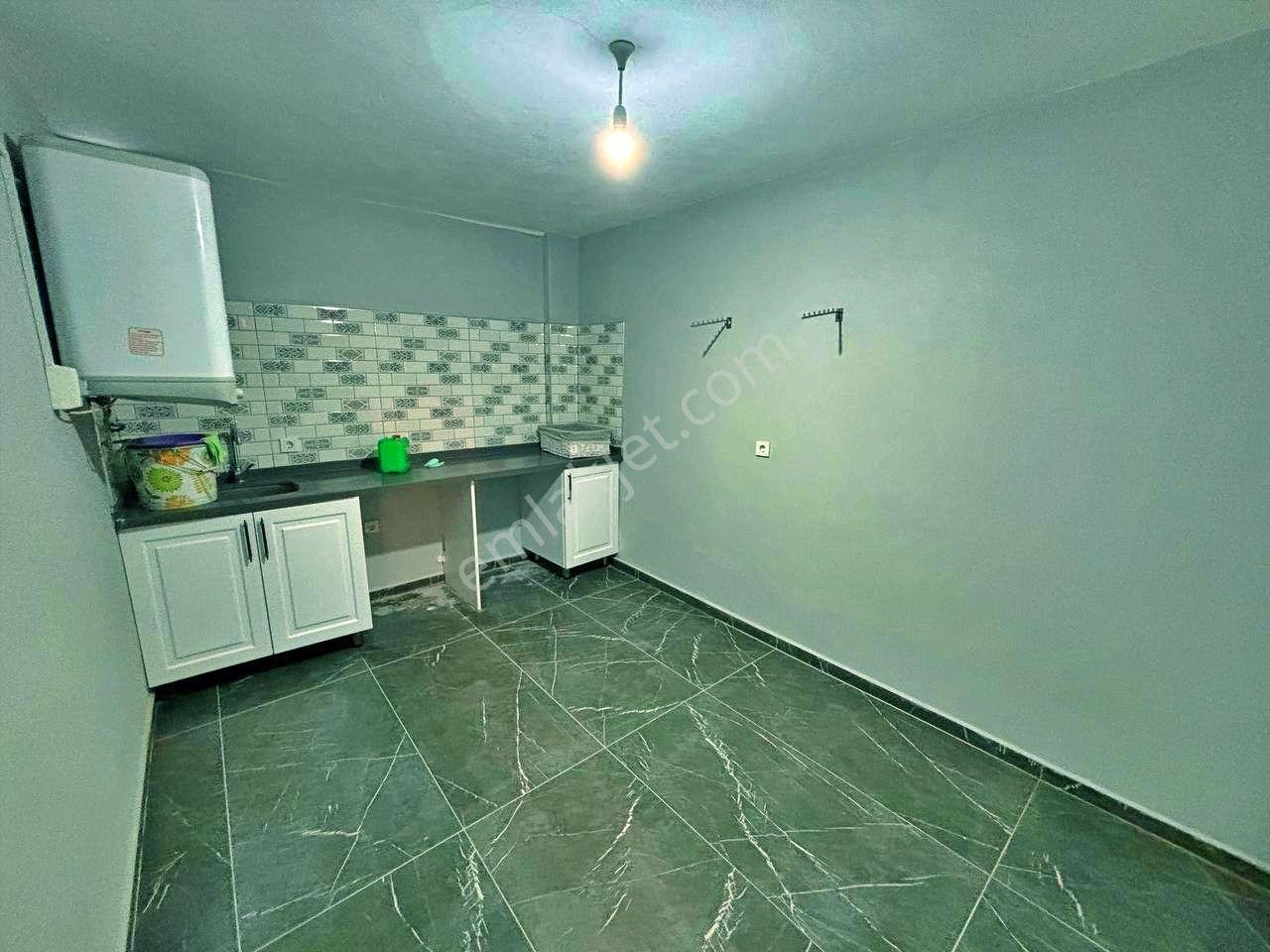 Uytundan Burhaniye İskelede Denize Sıfır 4+2 Müstakil Villa - Görsel 17