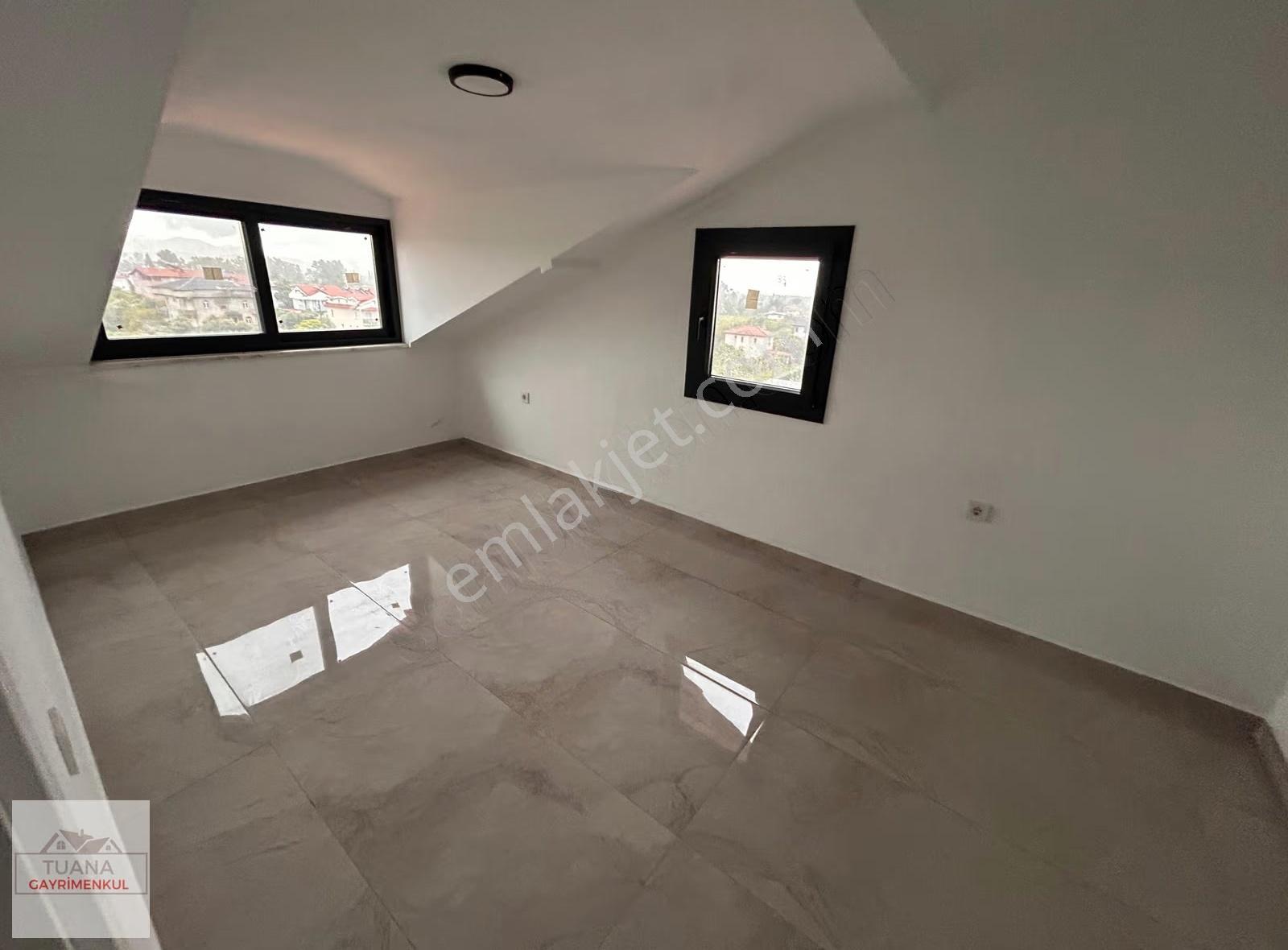 Tuana Emlak'tan Toparlarda Kiralık 4+1 Daire - Görsel 3