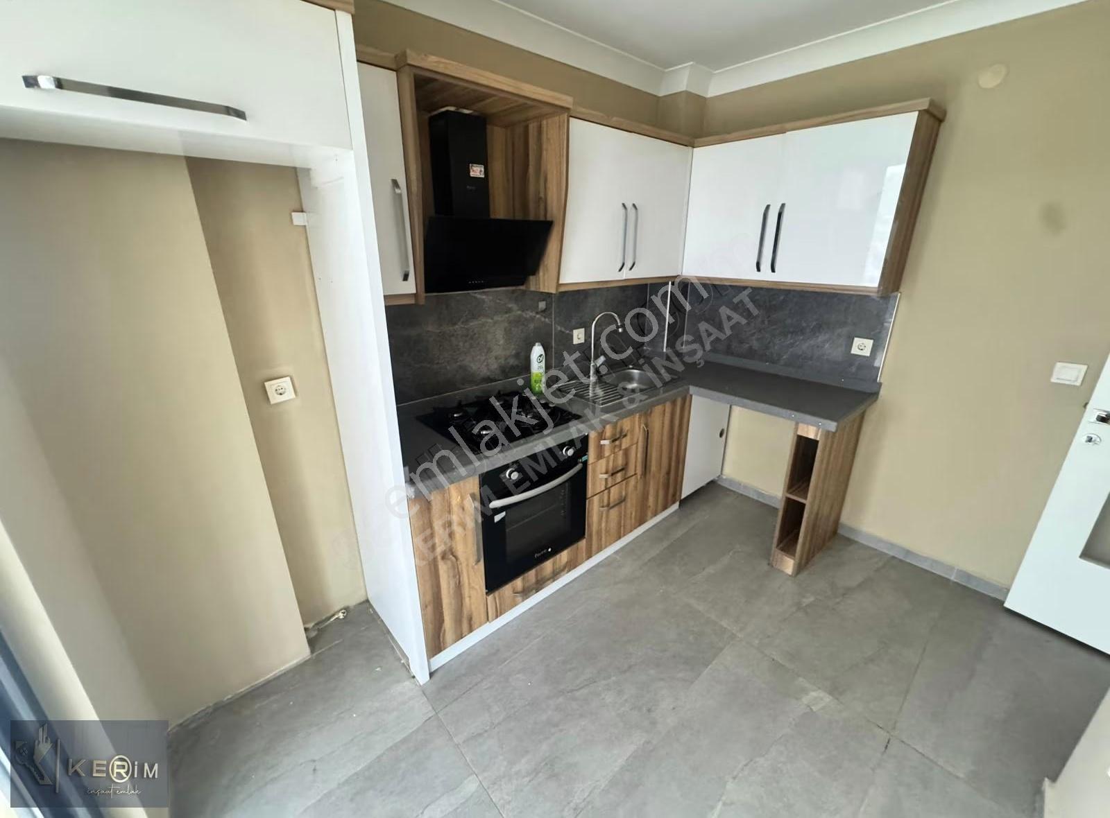 Kerim'den Küçükkuyu'da Geniş Ayrı Mutfak 2+1 Kiralık Daire - Görsel 25