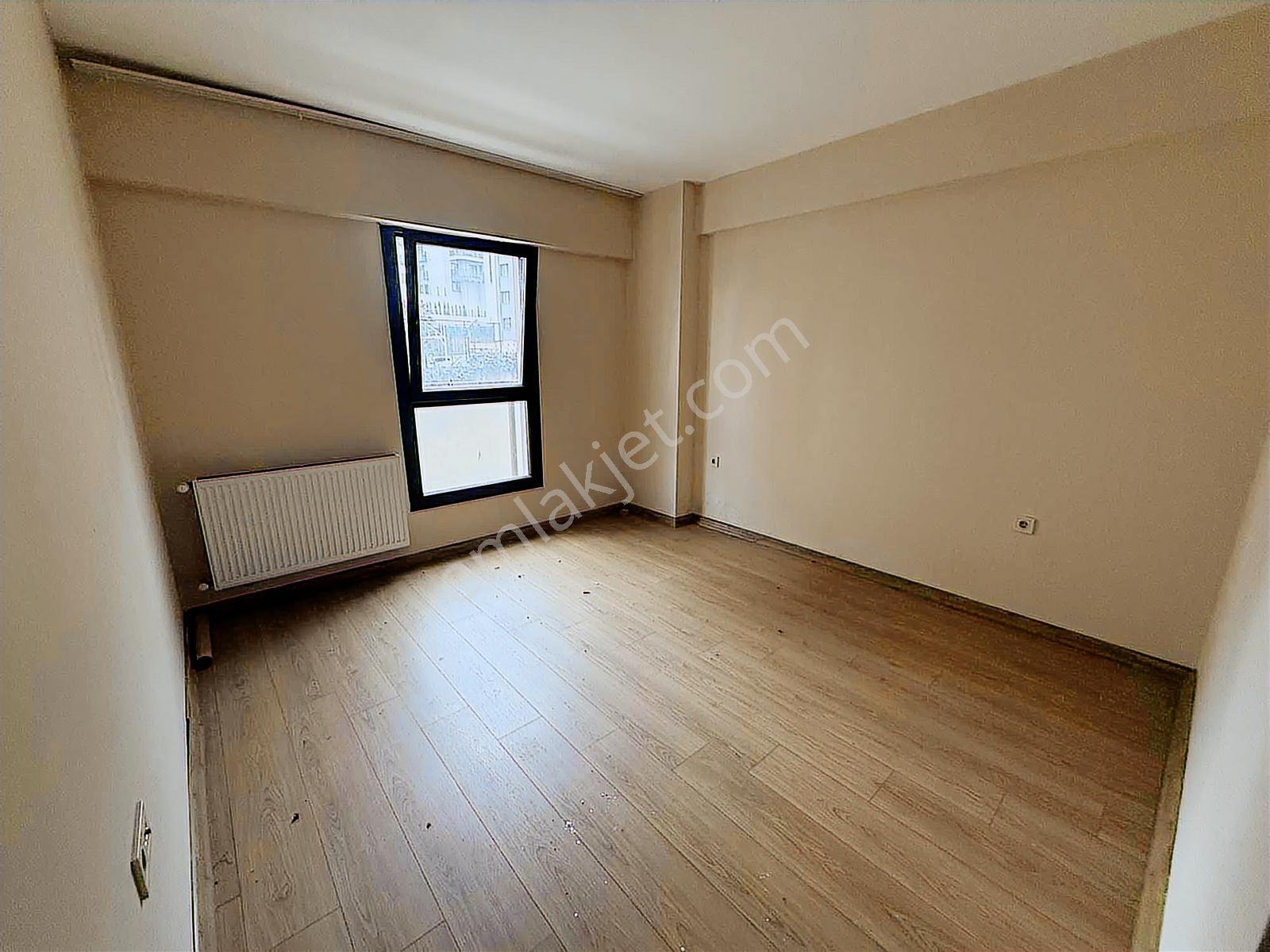 Vizyon35 Sitesi'nde Ebeveyn Banyolu Özel 2+1 Satılık Daire - Görsel 27