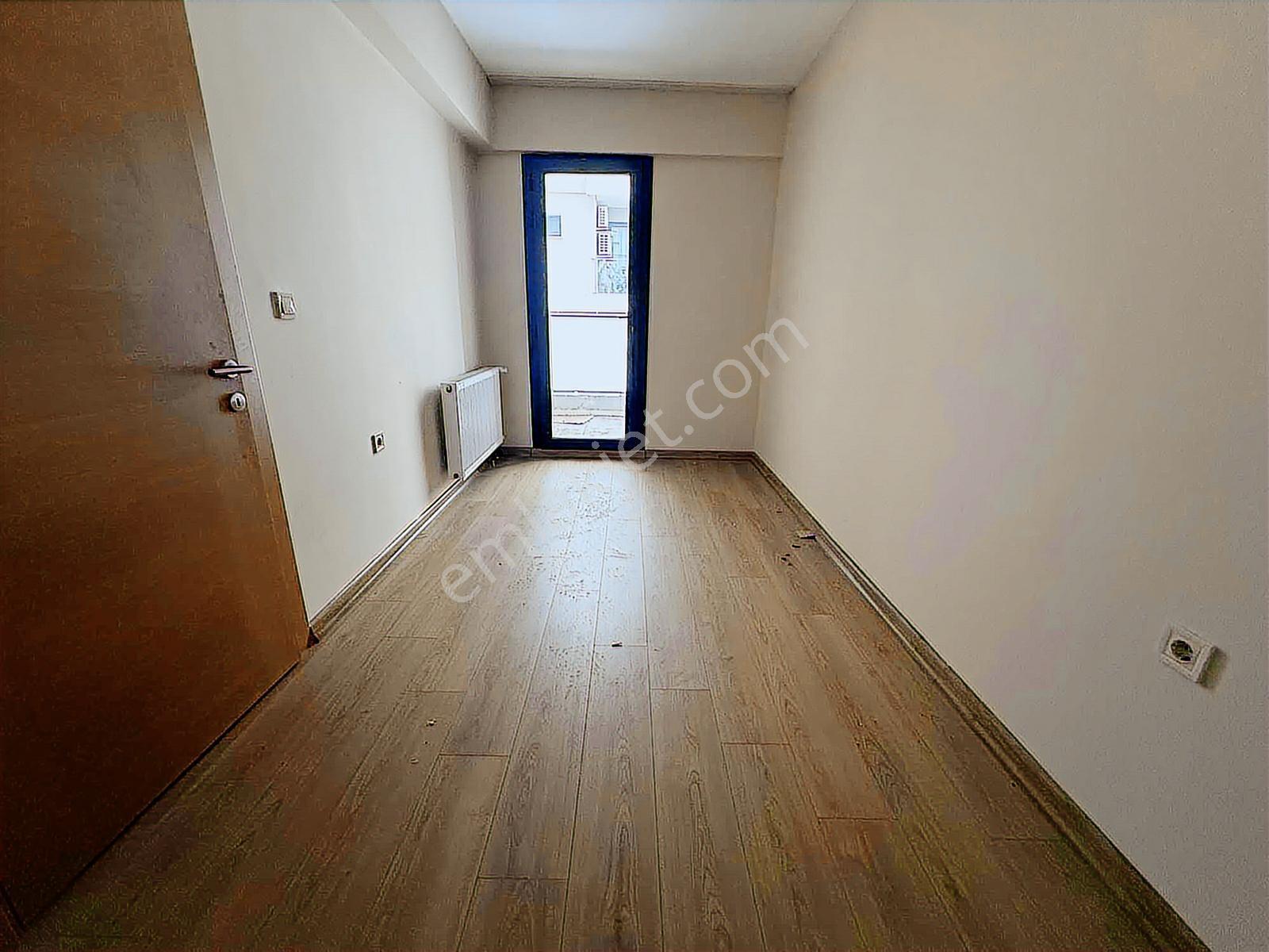 Vizyon35 Sitesi'nde Ebeveyn Banyolu Özel 2+1 Satılık Daire - Görsel 15