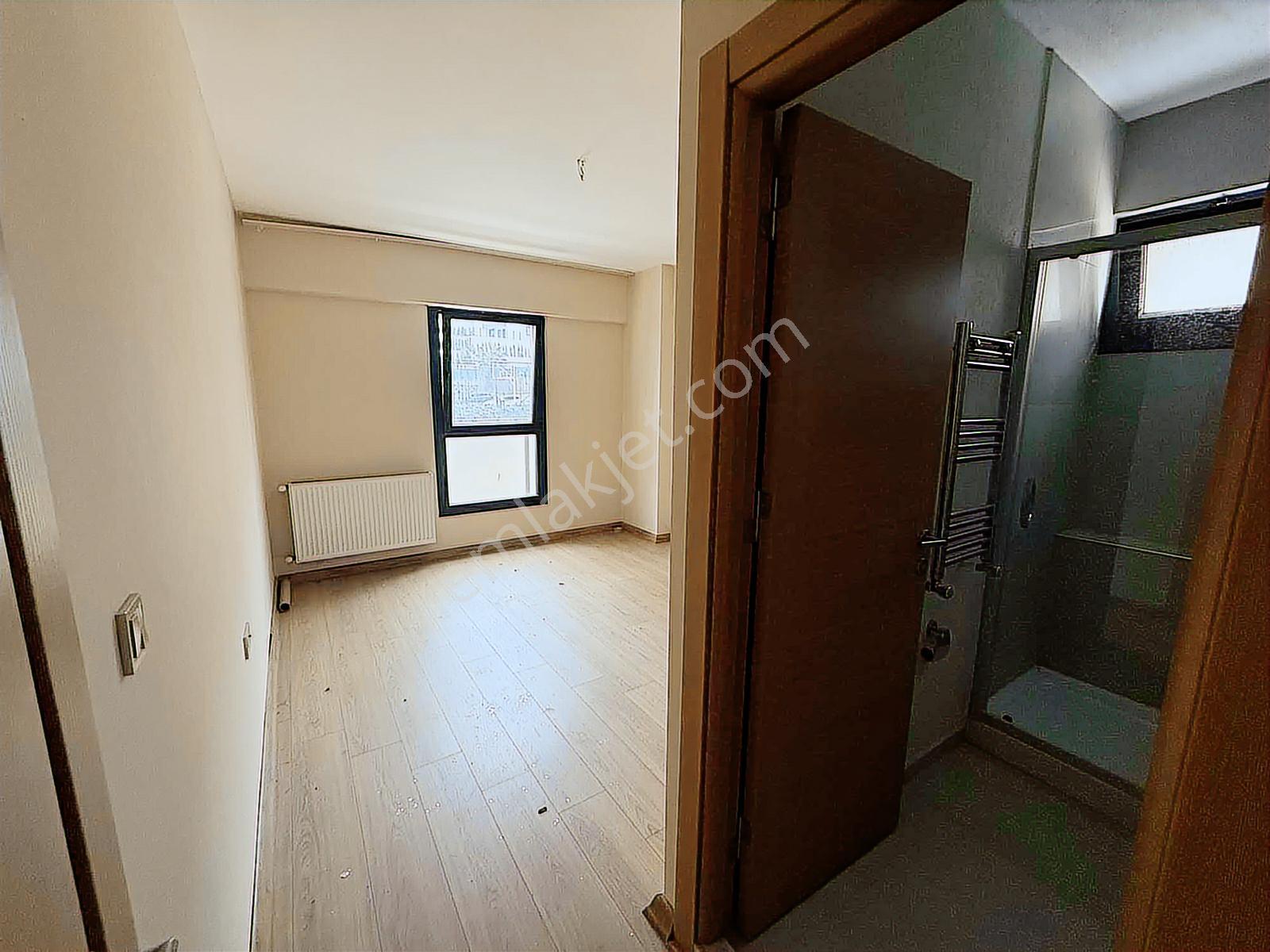 Vizyon35 Sitesi'nde Ebeveyn Banyolu Özel 2+1 Satılık Daire - Görsel 28