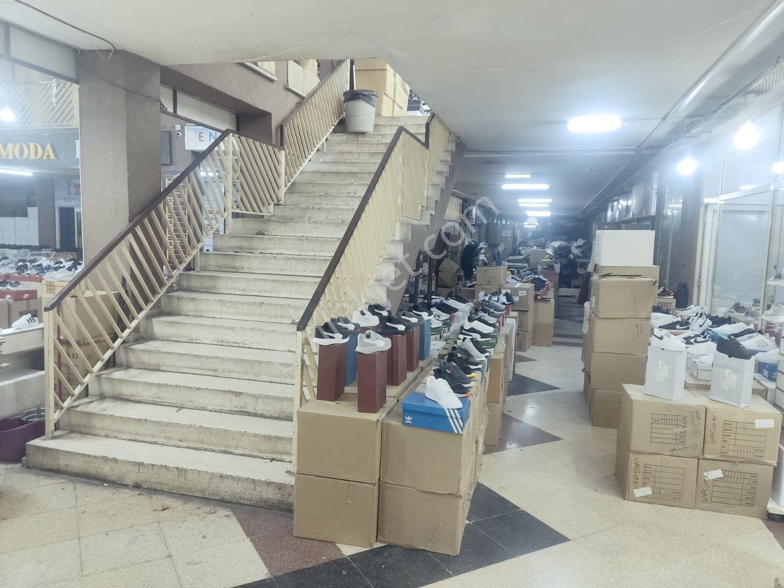 Işıkkent Ayakkabacılar Bedesten Çarşısında Satılık 20m2 Dükkan - Görsel 2