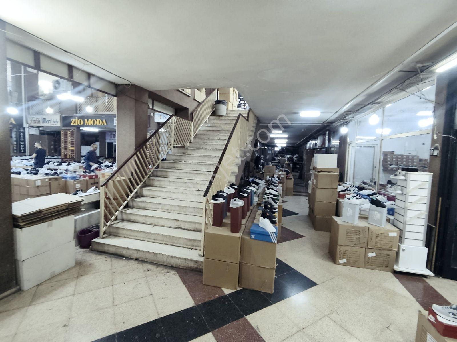 Işıkkent Ayakkabacılar Bedesten Çarşısında Satılık 20m2 Dükkan - Görsel 9