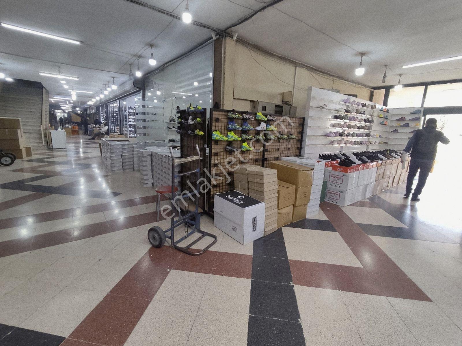 Işıkkent Ayakkabacılar Bedesten Çarşısında Satılık 20m2 Dükkan - Görsel 7