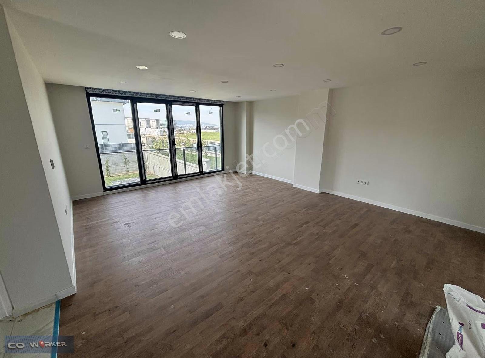 Fırsat Villa!540 M2 Bahçeli,özel Havuzlu,butik Site İçerisinde - Görsel 32