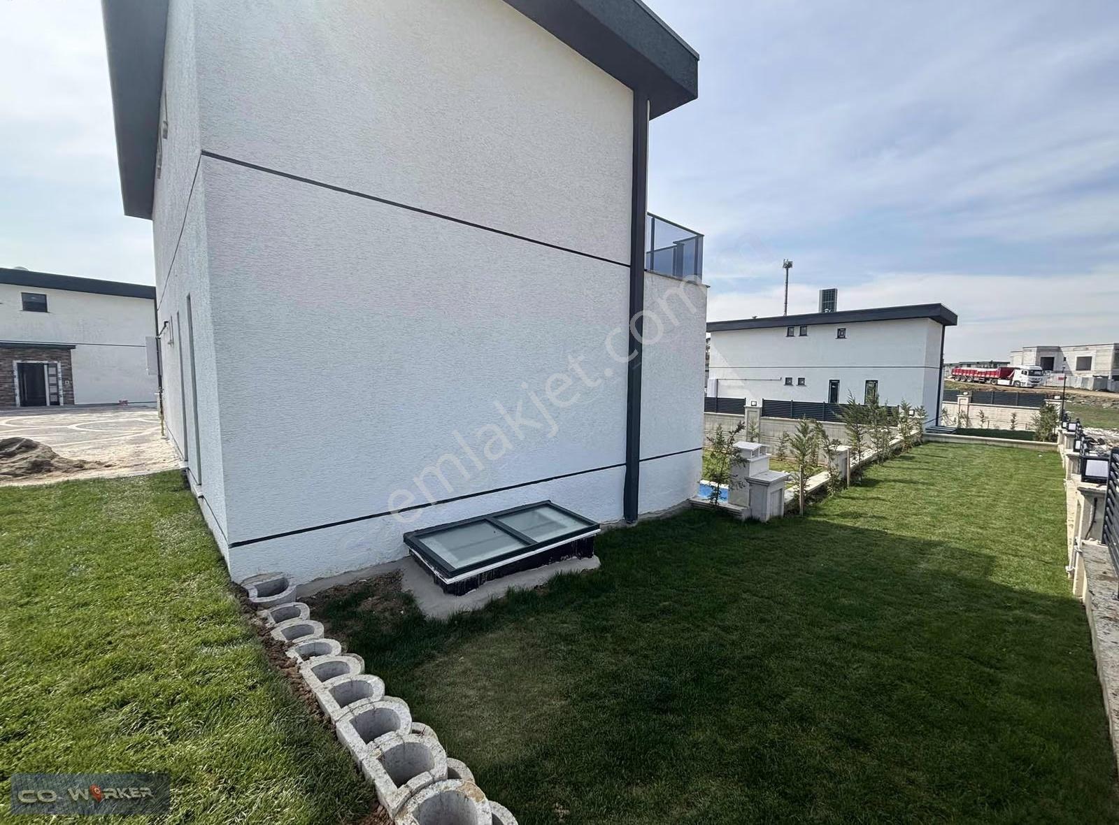 Fırsat Villa!540 M2 Bahçeli,özel Havuzlu,butik Site İçerisinde - Görsel 21