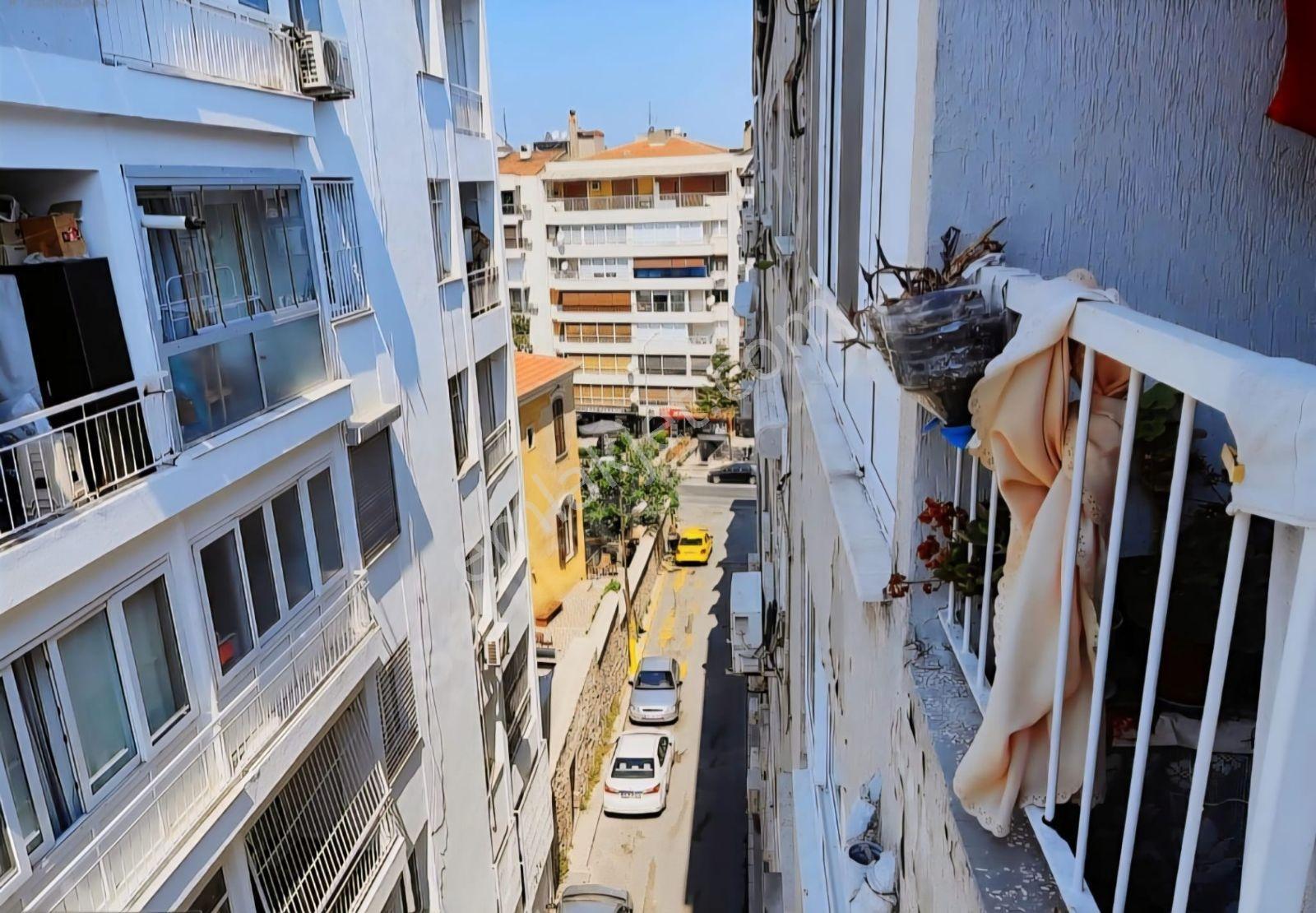 Mithatpaşa Cd. Tramvay Ve Türk Koleji Yakını 2+1 Satılık Daire - Görsel 4