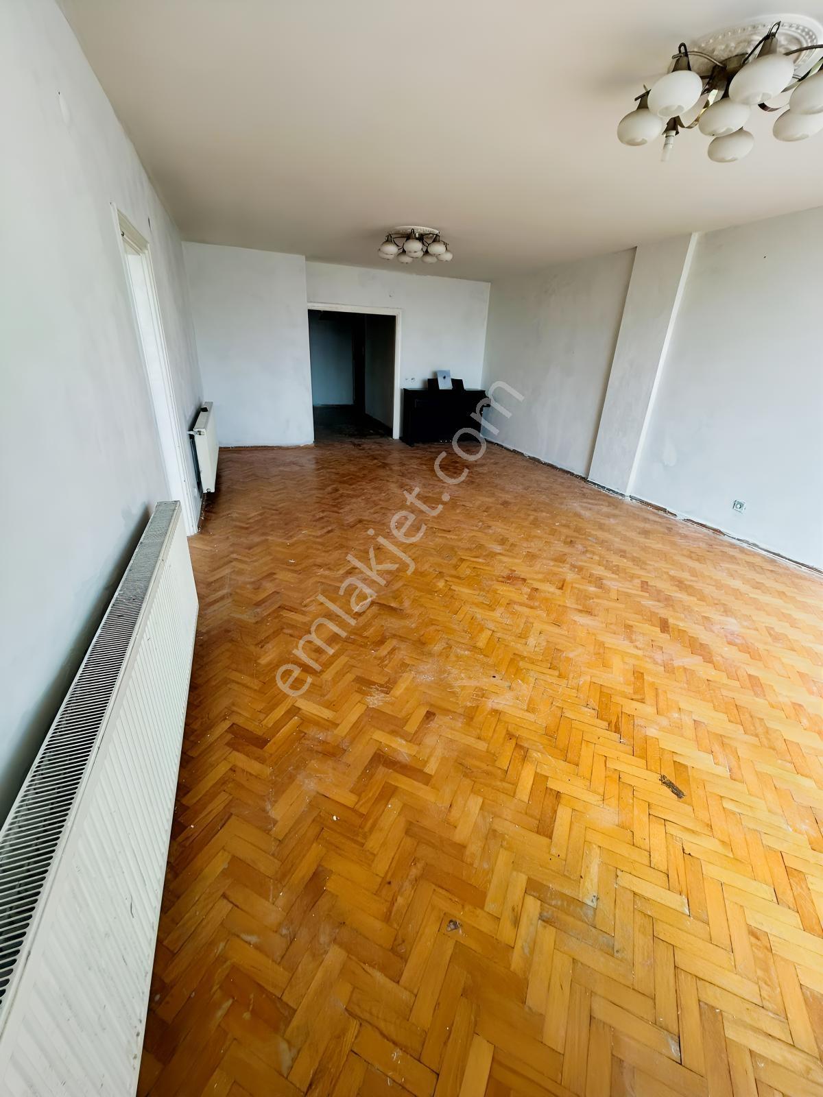 Halaskargazi Cd Üstünde 5.katta Net 80m2 Geniş 2+1 Satılık Daire - Görsel 3
