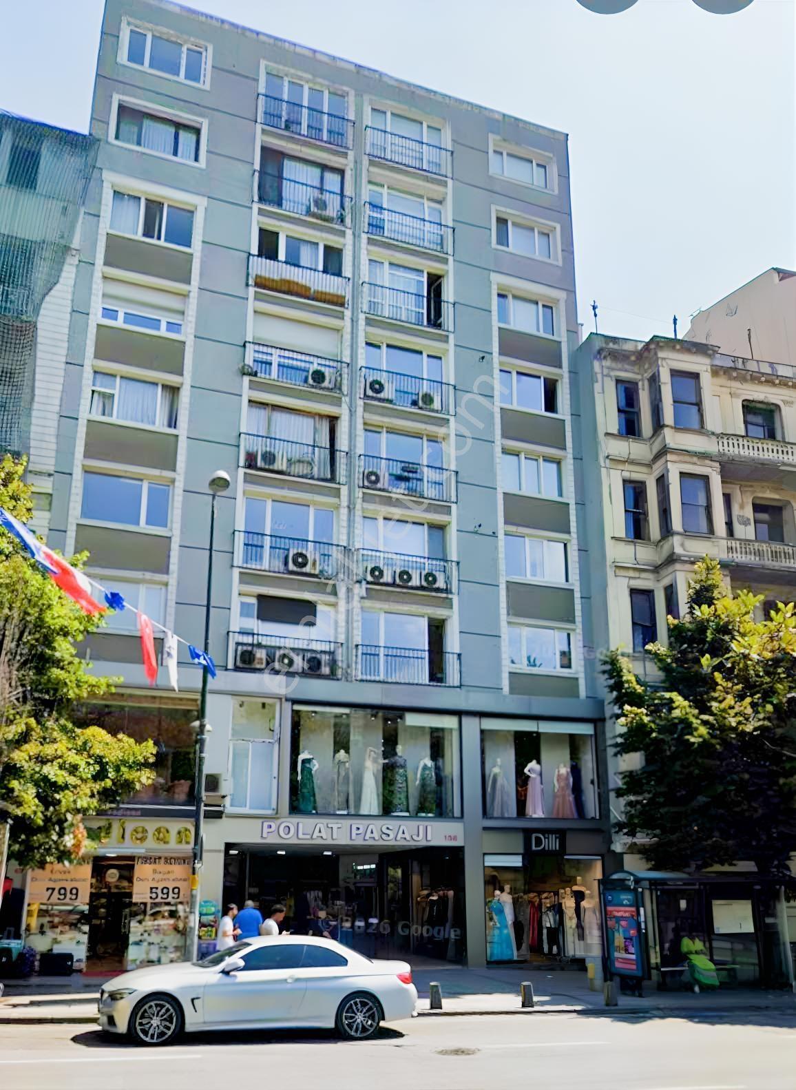 Halaskargazi Cd Üstünde 5.katta Net 80m2 Geniş 2+1 Satılık Daire