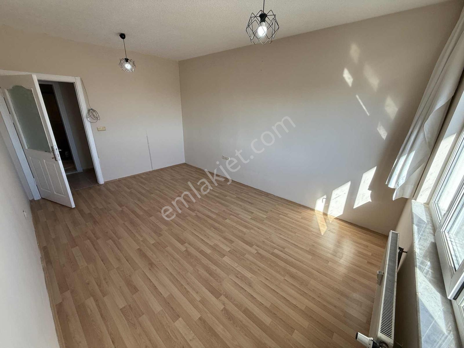 Vadişehir Mah. Tokilerde 2+1 100m2 Kiralık Daire - Görsel 8