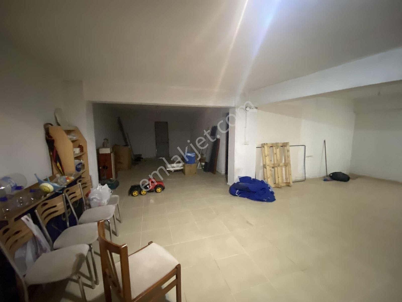Blue Yatırım'dan E5 Karayoluna Yakın Satılık Depolu Dükkan !! - Görsel 10