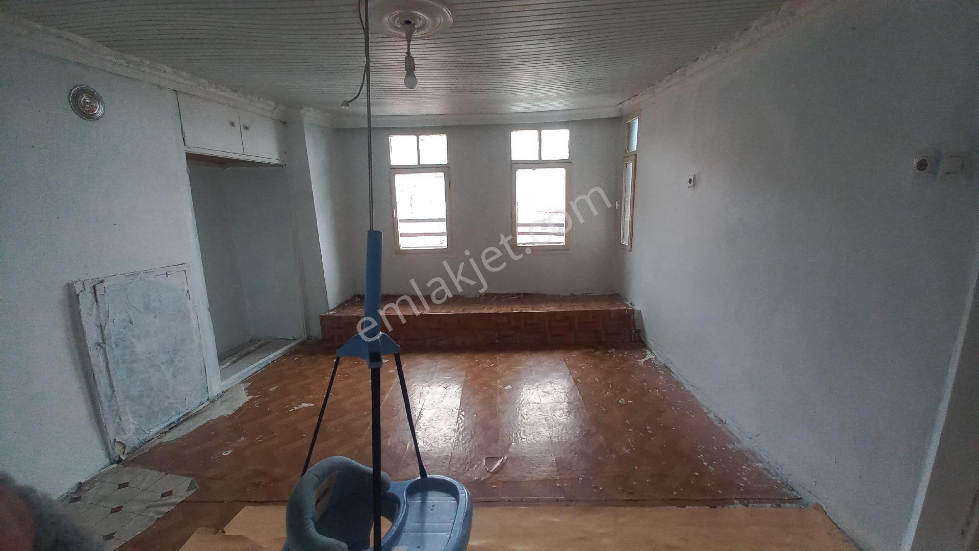 Uygun Fiyatlı Kiralık 3 Katlı Konak - Görsel 8